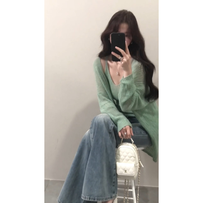 Green Beautiful Elegant Knitted Cardigan Women's Spring Design Sense Retro Micro-Lar Jeans Pure Desire Sling suit