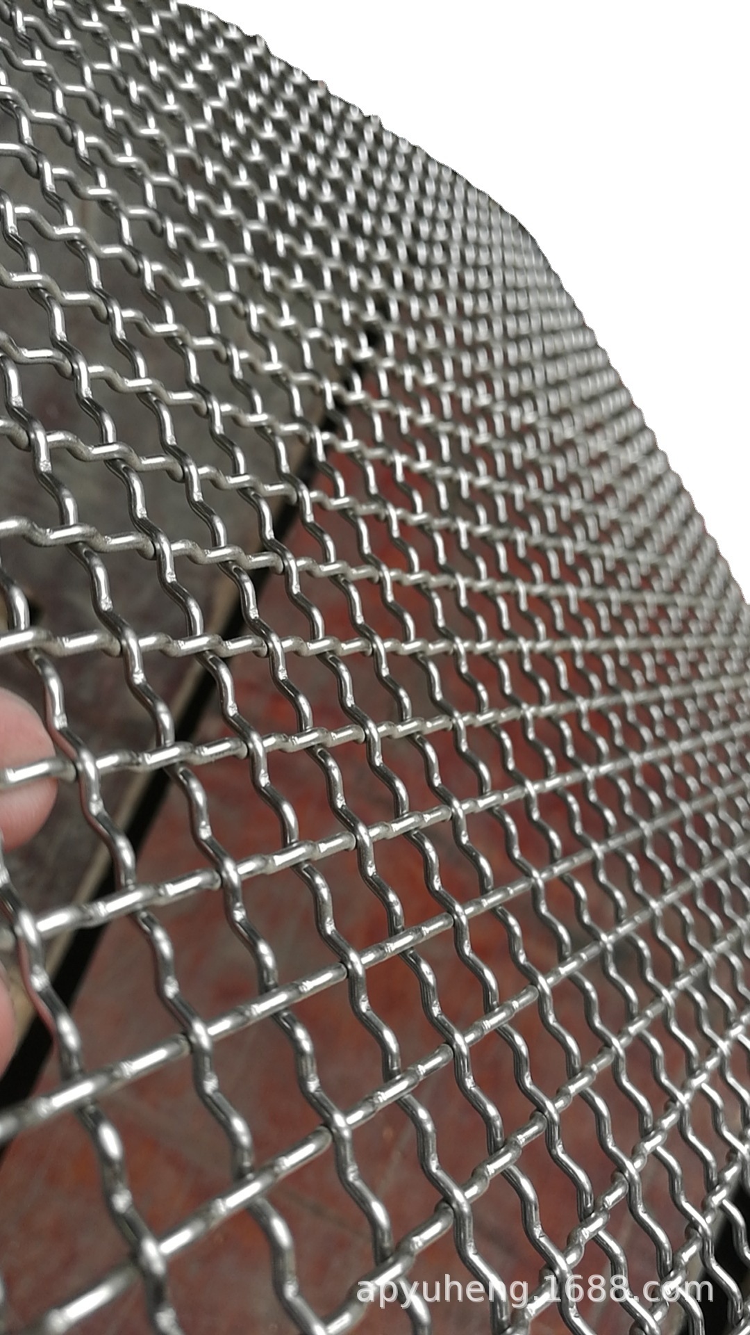 供应304材质不锈钢轧花网 筛网5目丝径1.2mm网孔4mm1.2*30米