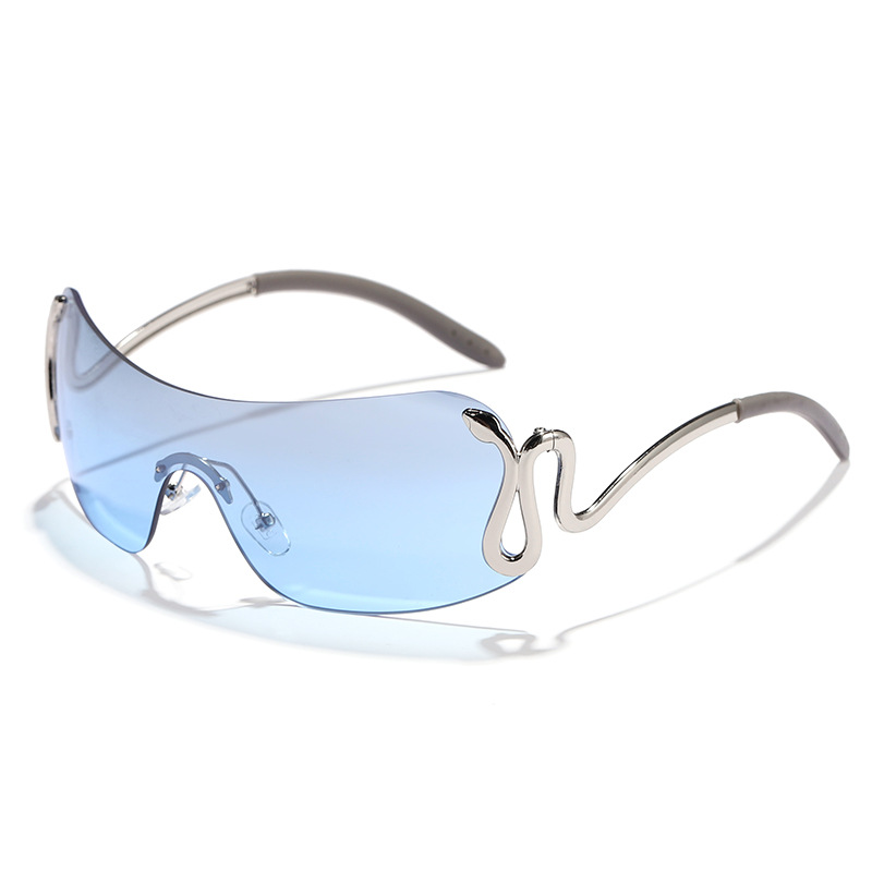 Gafas de sol punk europeas y americanas no convencionales de una pieza sin marco de plata soporte de serpiente gafas de sol hombres y mujeres modelo de moda gafas de tiro callejero