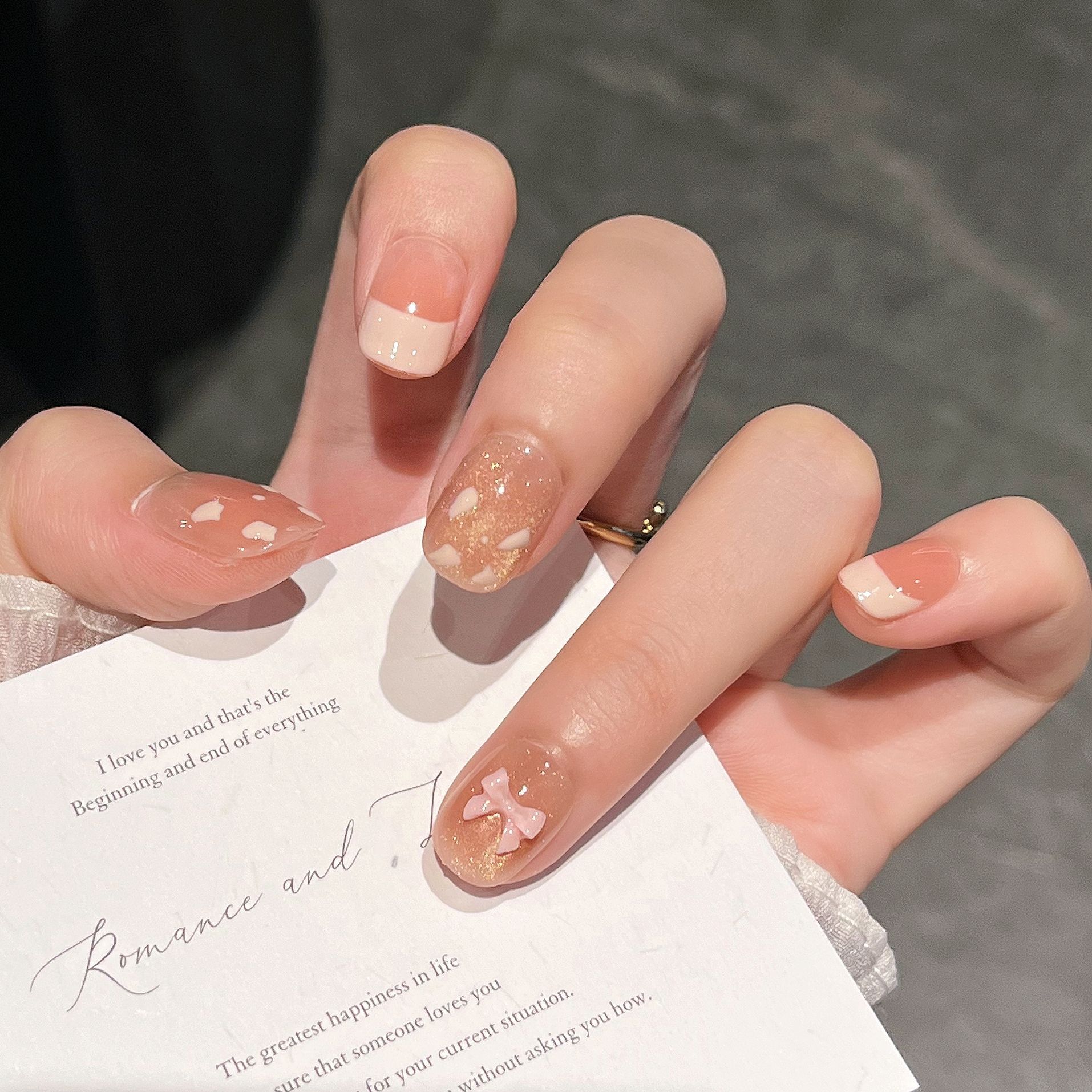 Uña hecha a mano corta pintada a mano pura manicure encantadora fresca de verano falso parche de uñas arco parche de uñas