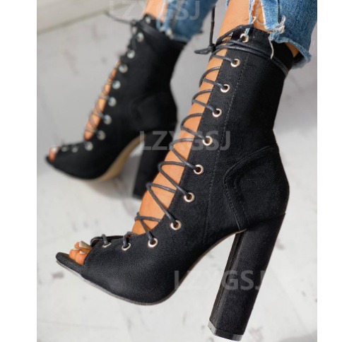 AliExpress foreign trade new 2020 Summer European and American style cross strap snake pattern chunky heel plus size women's sandals independent station