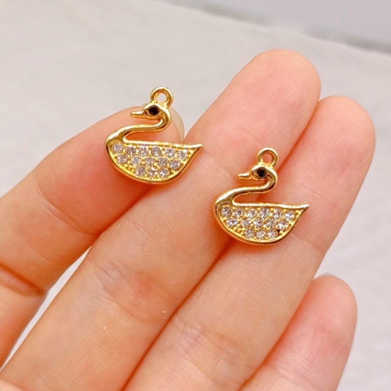 金色史迪仔挂件配饰俏皮大耳朵吊坠卡通水晶合金配件DIY手链服饰|undefined