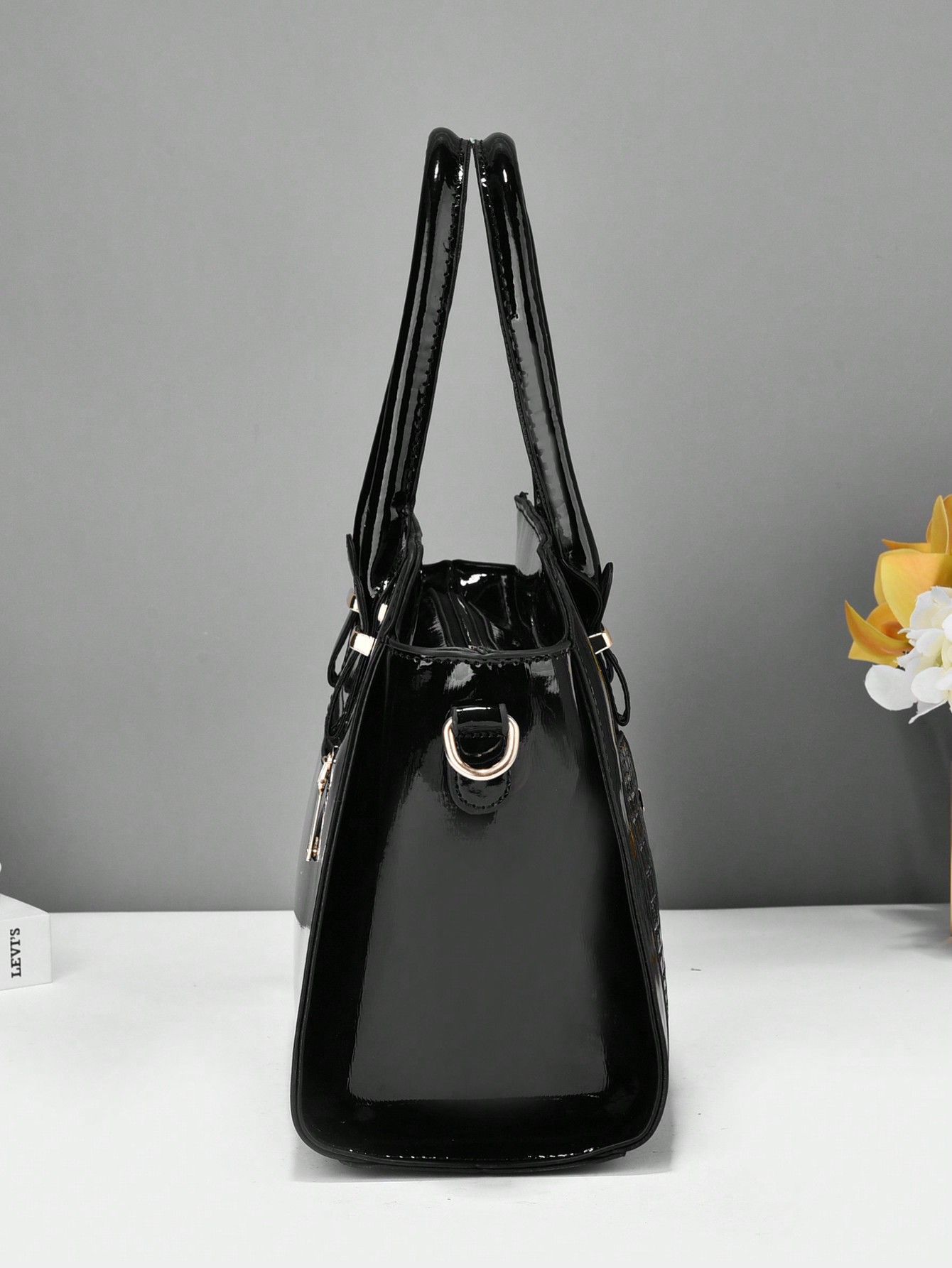 Bolso de cuero brillante 2024 de gran capacidad con patrón de cocodrilo bolso portátil para niño y madre bolso de mujer transfronterizo bolso de alta calidad de un solo hombro