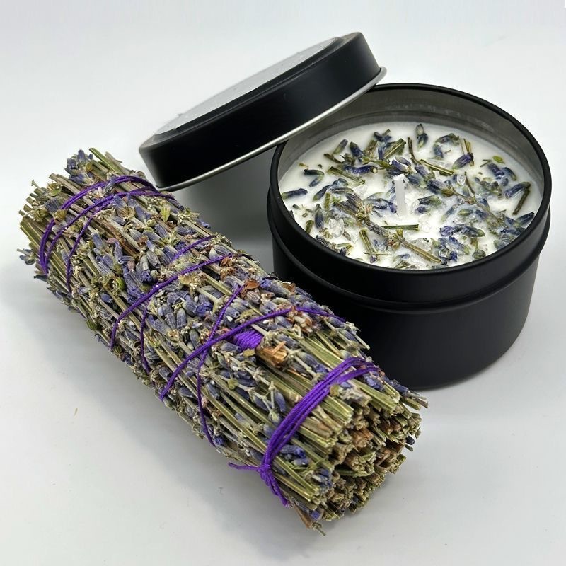 Vela aromática de ylang-ylang, lata de alta gama, cera de soja, regalo, fragancia de flores secas, venta al por mayor, lavanda romántica.