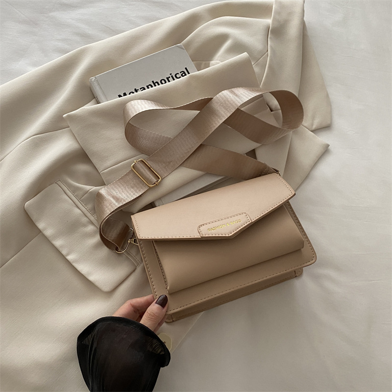 Calle casualidad de color sólido bolso de hombro 2024 nuevo tipo de bolso de mano casualidad nueva moda simple bolso de hombro