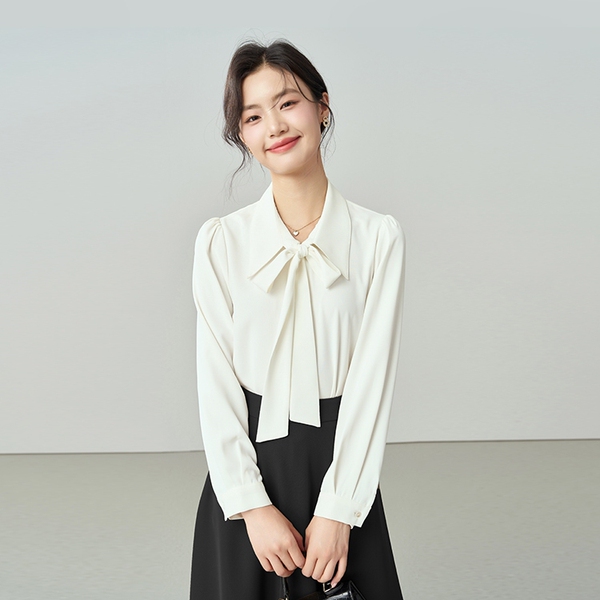 White shiffon professional shirt with bow