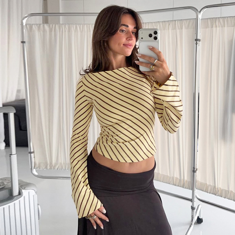 2026 Autumn New European and American Style Black and White Striped Long Sleeve T-Shirt for Women, Elegant Slim Fit Cropped Top for Women