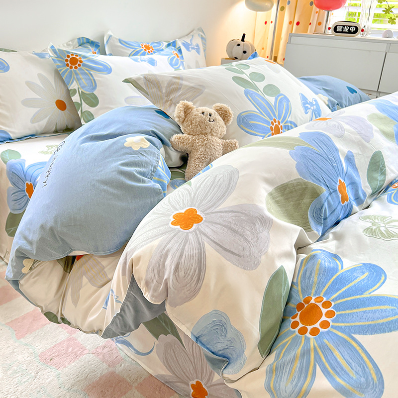 Nuevos productos de algodón único 180 × 200x230 estudiantes de dibujos animados dobles 100 algodón puro cubierta de edredón 1.5m mayorista