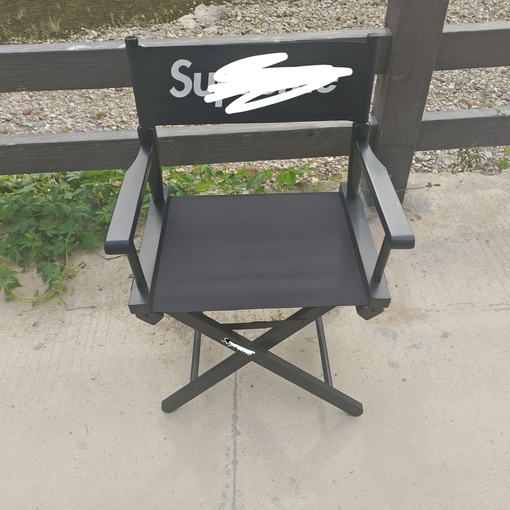 Silla de madera sólida silla de ocio silla de dormitorio silla de bar alto silla de fotos de red silla de empresa de exhibición de clavos taburete LOGO