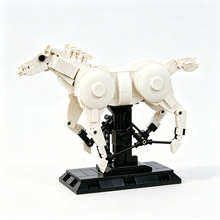�F؛1775̖�����E�RGalloping Horse 515pcs ë��410��