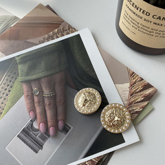 Yisen ESSTUDIO Small Floral Revival Egyptian Style Metal Button Overcoat with Pearl Deer Head Decorative Buttons