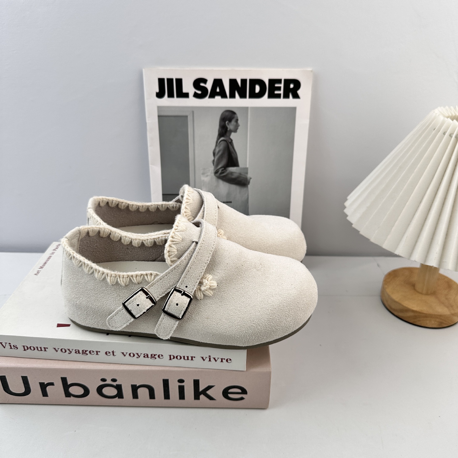 Far Poseen retro encaje botón Bocken zapatos de mujer 2025 otoño perezosos zapatos casuales Lefour