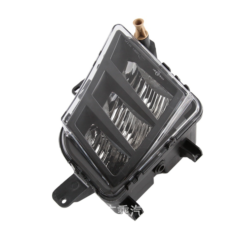 Aplicable a 13 - 15 tipos de Volkswagen Golf 7GTI lámpara de niebla LED lámpara diurna GOLF lámpara decorativa MK7 lámpara de niebla