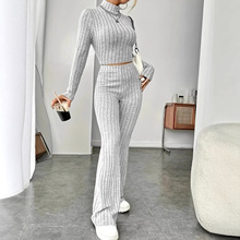 �S��ֱ�N2025�o��r�м�ɫ�ӗlŮʿ���b�L��ᘿ����W�������Ů