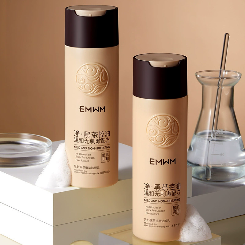 EMWM Мужское очищающее молочко с экстрактом черного чая и растений 200г