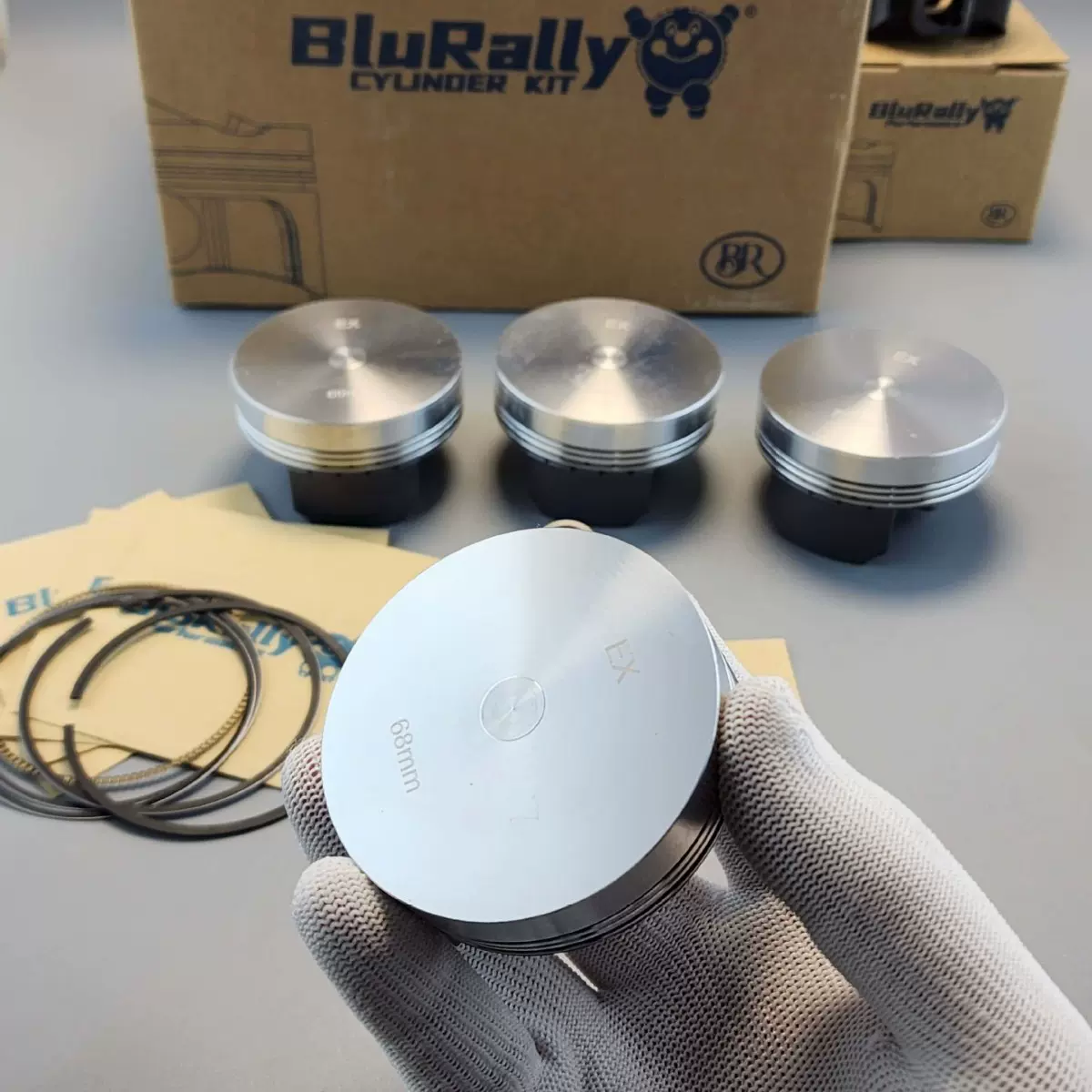 锻造摩托车活塞直径 68-71 毫米配 15 DLC活塞销平头高压缩比活塞