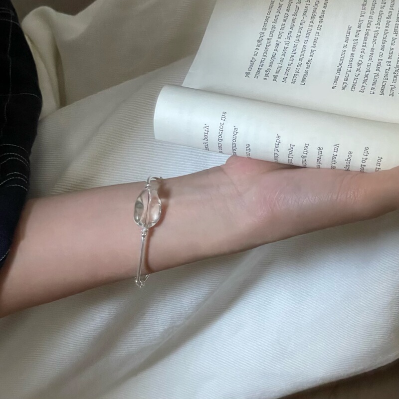 S925 Sterling Silver Korean Style Curved Tube Glass White Crystal Bead Bracelet with Unique Design, Korean Style, Fashionable and Simple S925 Sterling Silver Korean Style Curved Tube Glass White Crystal Bead Bracelet with Unique Design, Korean Style, Fashionable and Simple