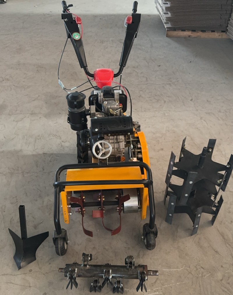 173柴油除草机.jpg