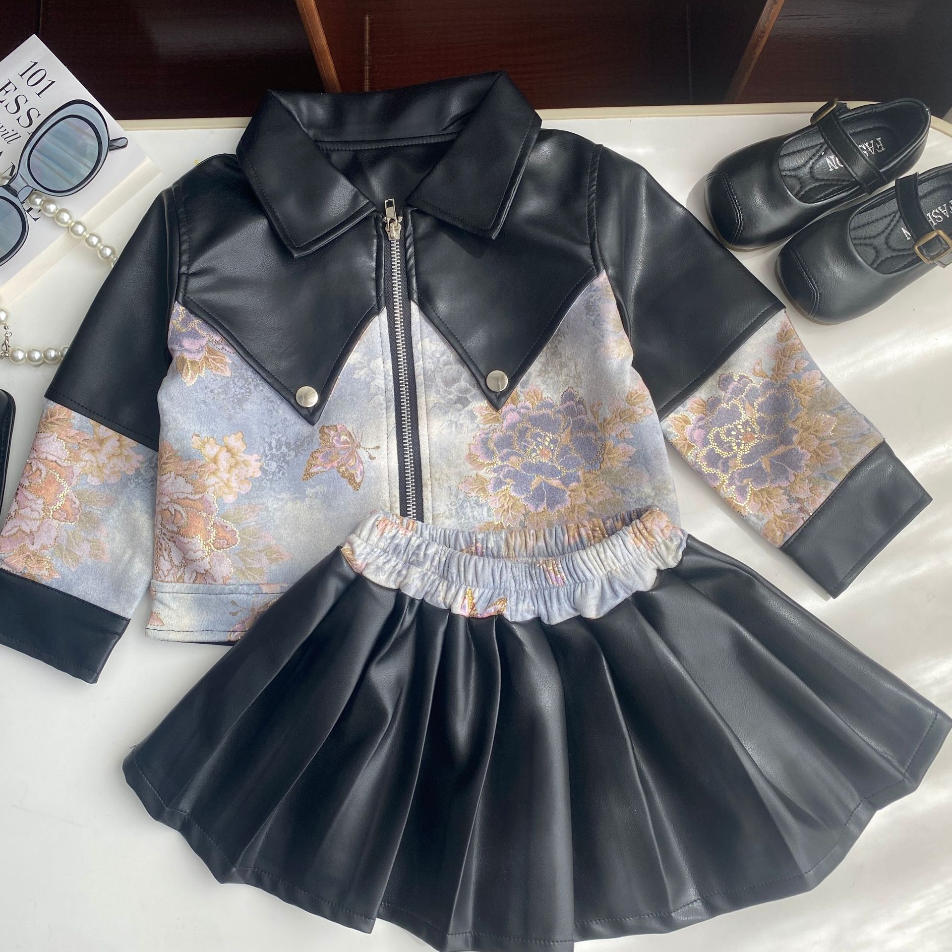 검정 플라워 가죽