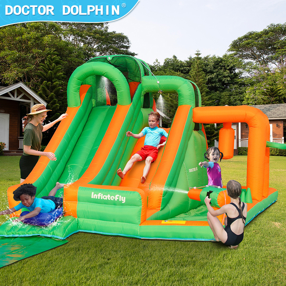 Dr. Dolphin Home Spray Doble tobogán Castillo inflable Parque de atracciones para niños Trampolín pequeño para jugar con el agua Fuerte inflable antideslizante
