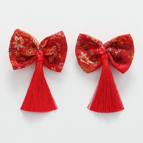 Starry Tassel Hair Clip [One Size Fits All]