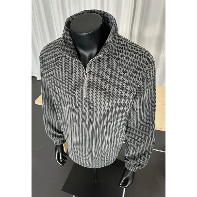 Gray American-style Straight-shoulder Half-zip Long-sleeve T-shirt For Men, Spring High-street Boxy Short Sweatshirt,_voghion.com