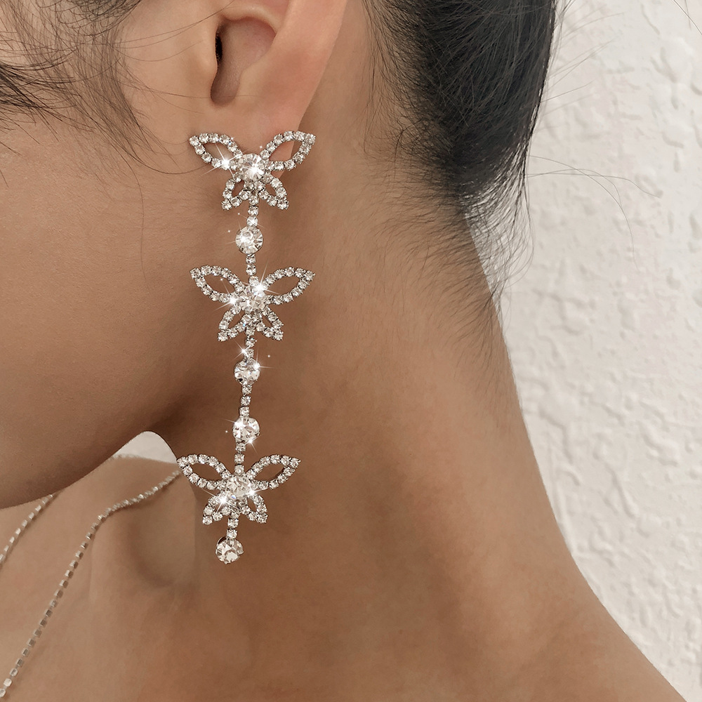 Fashion Full Diamond Long Butterfly Sparkling Earrings Wholesale Nihaojewelry display picture 3