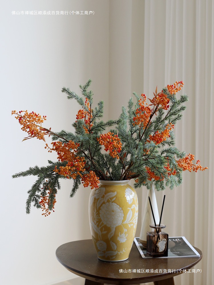 绿植花冬日布置氛围场景红果节日道具假摆件新年圣诞松针花艺