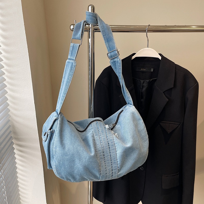 Nuevo estilo perezoso bolso de hombro de mezclilla para mujer moda otoño e invierno bolso de mensajero de gran capacidad casual de alta gama