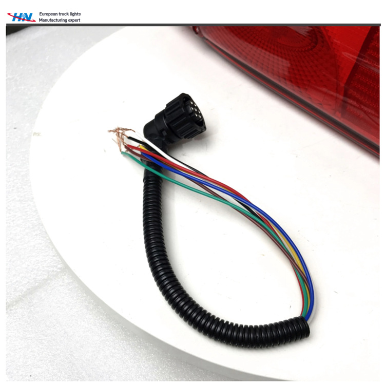 Enchufe de luz trasera para camiones Scania Lámpara de freno Scania redonda G440P410P420G450