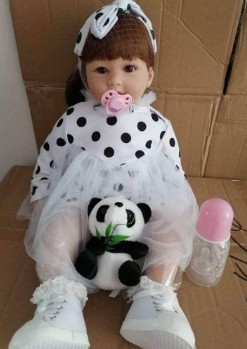 Tiro real en stock reborn niño simulación princesa Linda muñeca de pelo largo 60cm