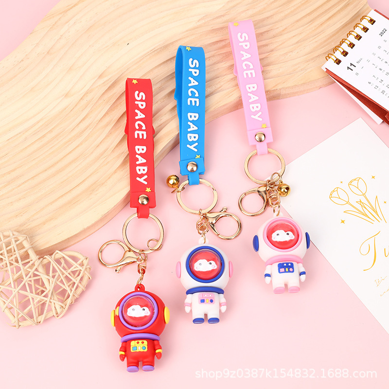 Creative Cartoon Astronaut Keychain Couple Keychain Astronaut Three-Dimensional Doll Small Pendant