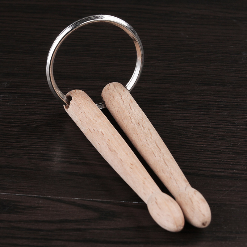 欧米の小さなドラムスティックのキーホルダーのペンダントケヤキの小さなドラムスティックのキーホルダーの木製ドラムスティックのキーホルダー|undefined