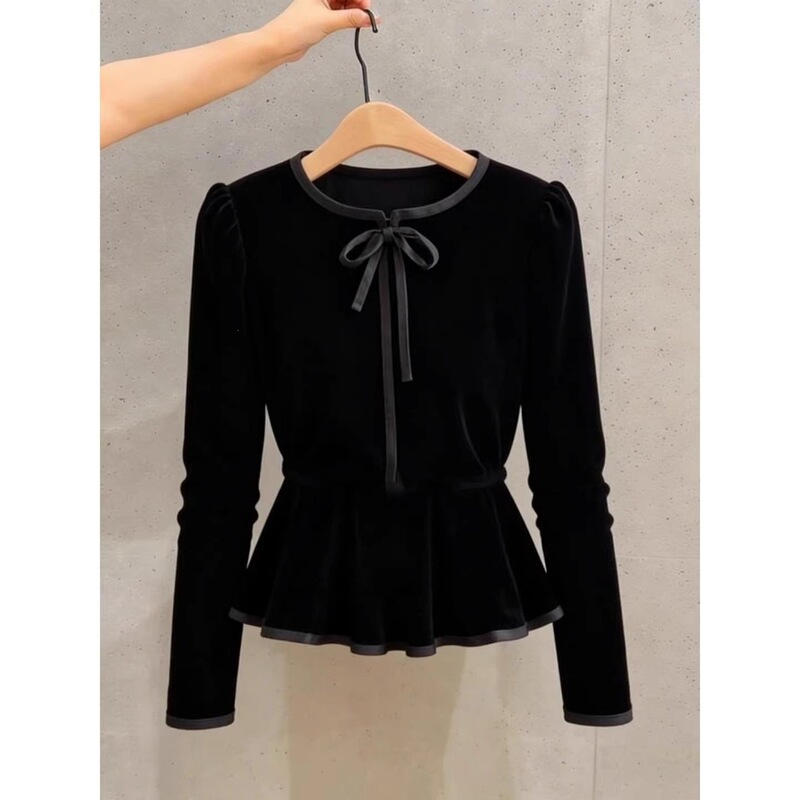 French-style black velvet top with bow tie for women, round-neck velvet waist-cinching shirt, light and stylish, youthful French-style black velvet top with bow tie for women, round-neck velvet waist-cinching shirt, light and stylish, youthful