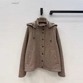 南油2026早春新款 时尚气质慵懒风宽松版 连帽设计单排扣外套批发