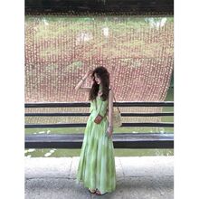 �ȼ��L�Gɫ��Ⱦv�I�����B��ȹŮ�ļ����|�^�������o��첱�Lȹ��