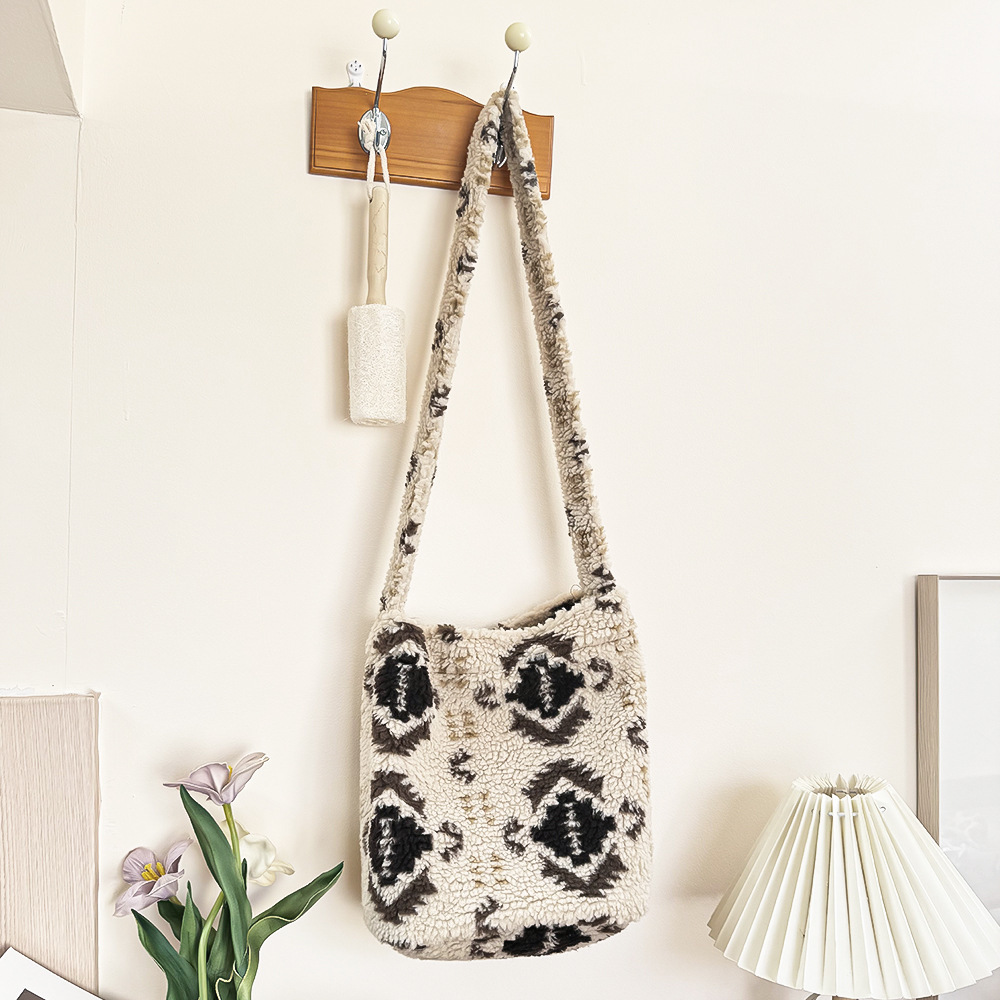 Versión coreana de ins otoño e invierno nuevo material de lana de gran capacidad bolso femenino tote, viento perezoso, viento perezoso, hombro inclinado, marea de bolso