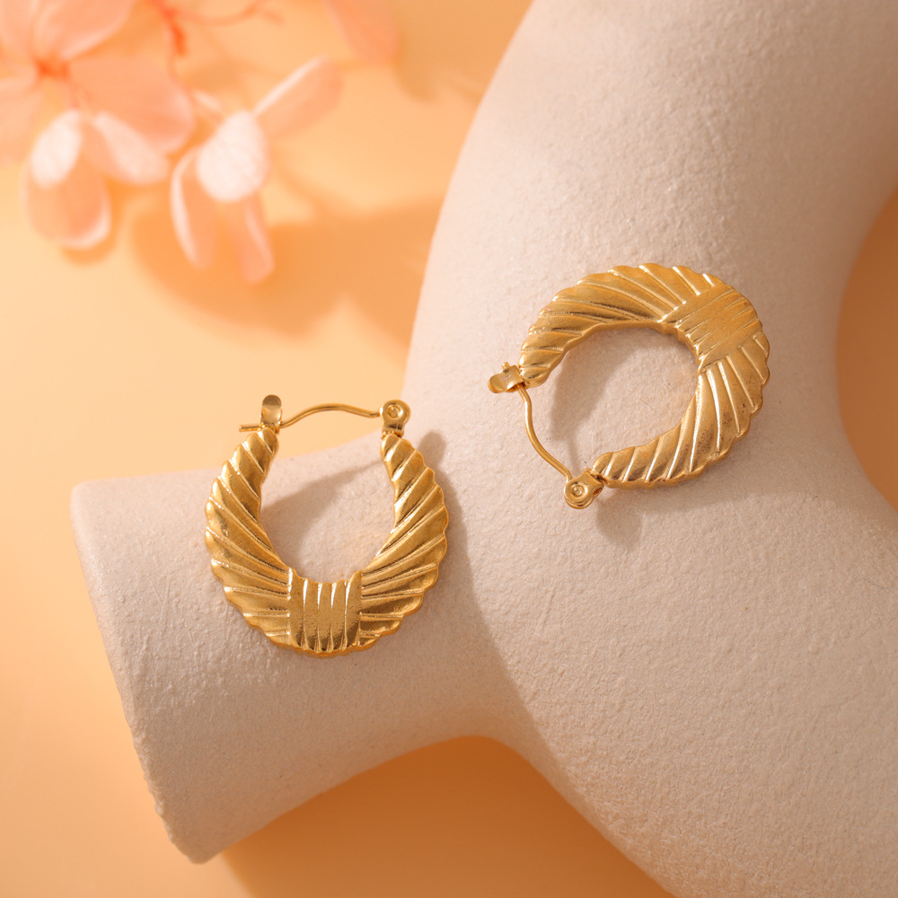 Pendientes de acero inoxidable estilo europeo, minimalista y ligero