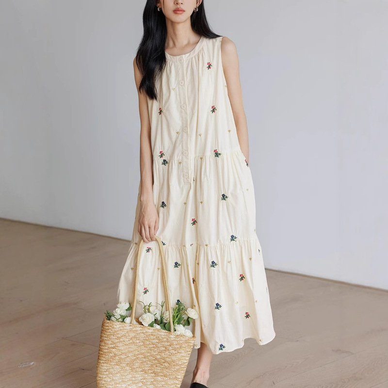 Vest dress Women's Summer New Embroidered Round Neck Sleeveless A- Line Skirt Loose Princess Style Holiday Long Skirt for Children