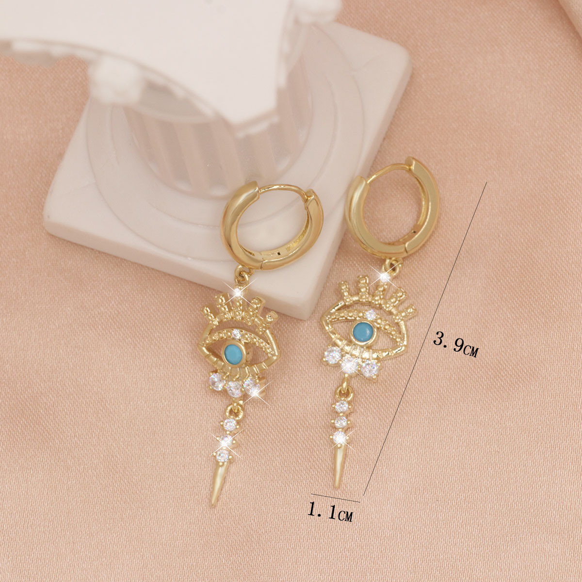 Copper Eye-shaped Hoop Earrings With Zircon For Women Jewellery_voghion.com
