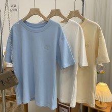 奶黃色刺綉T恤女2022夏季韓版寬松休閑顯瘦圓領套頭短袖上衣