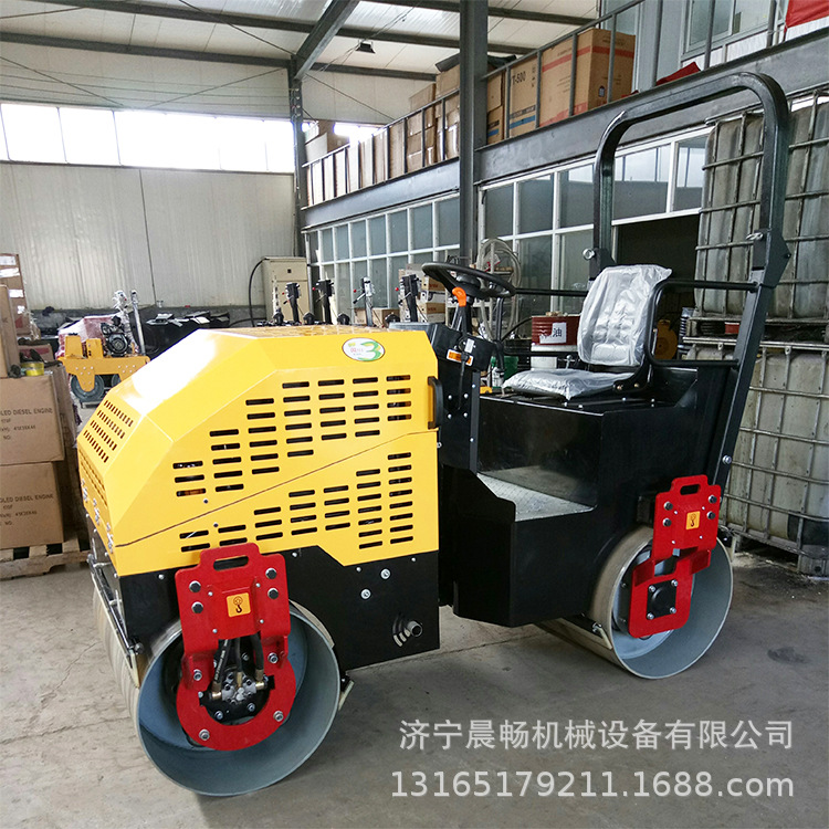 内蒙古压路机  沥青混凝土压路机 手扶式双钢轮压实设备厂