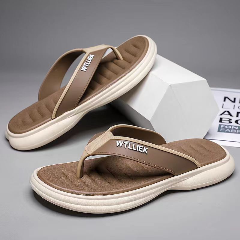 Slippers Men's Summer Outfit Fashionable All-Match Non-Slip Wear-Resistant Flip-Flops Indoor Home Shit-Feeling Thick Sole Sandals