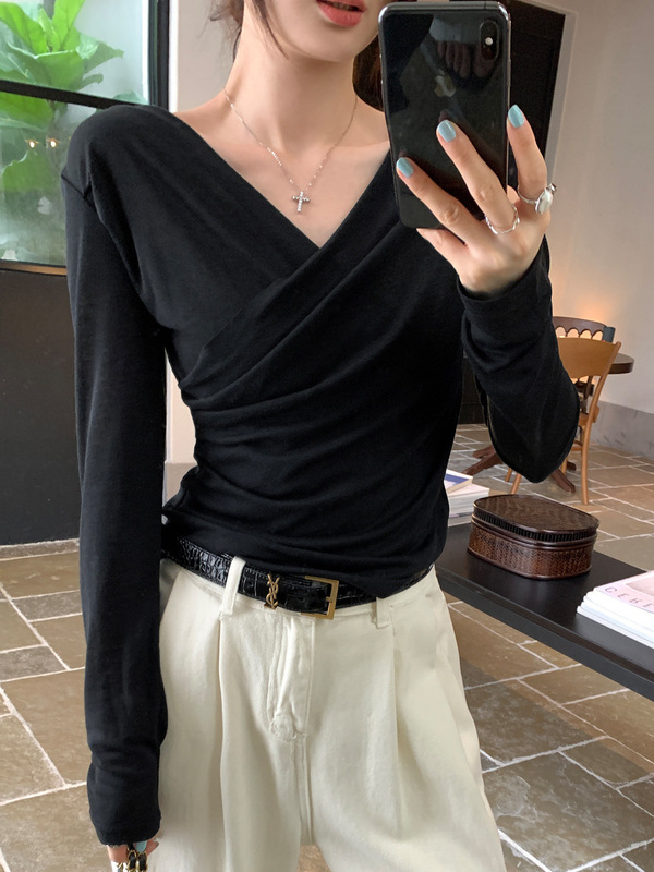 设计感低v领白色长袖T恤女韩系辣妹微透感小心机修身显瘦打底上衣|undefined