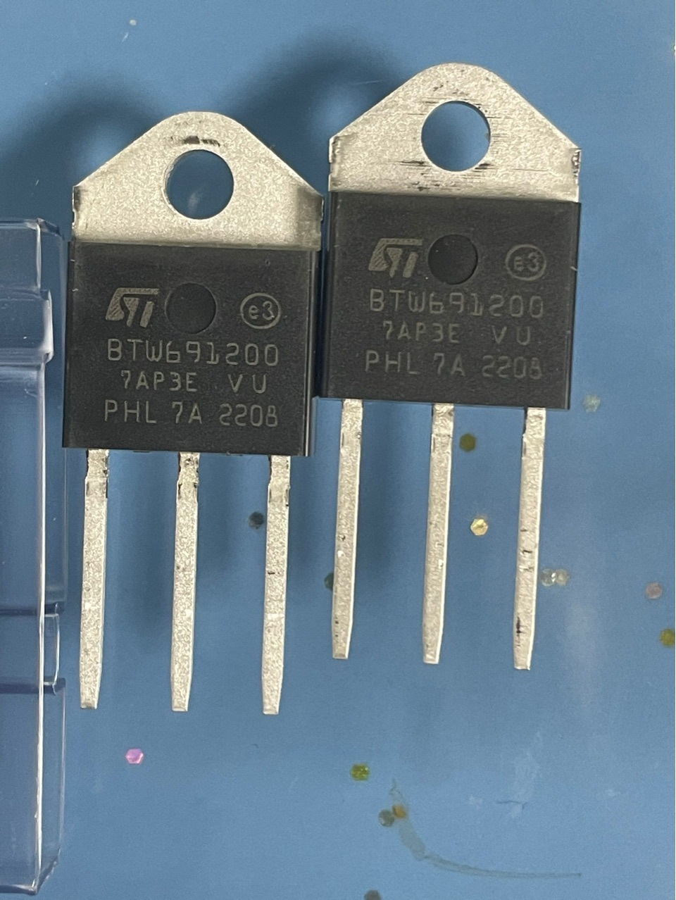 BTW691200B BTW69-1200B 50A1200V TO-3P SCR chip