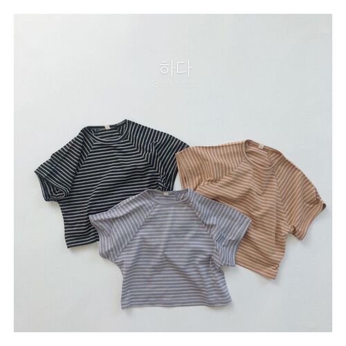 Korean children's clothing summer Japanese style children's striped T-shirt short-sleeved raglan round neck vest for boys and girls, fashionable and light