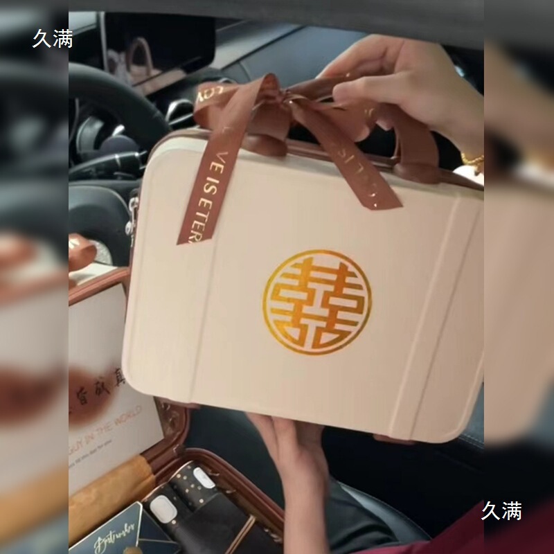 结婚便携伴手礼小众DIY小行李箱伴手礼礼盒容量大送伴娘伴郎|undefined