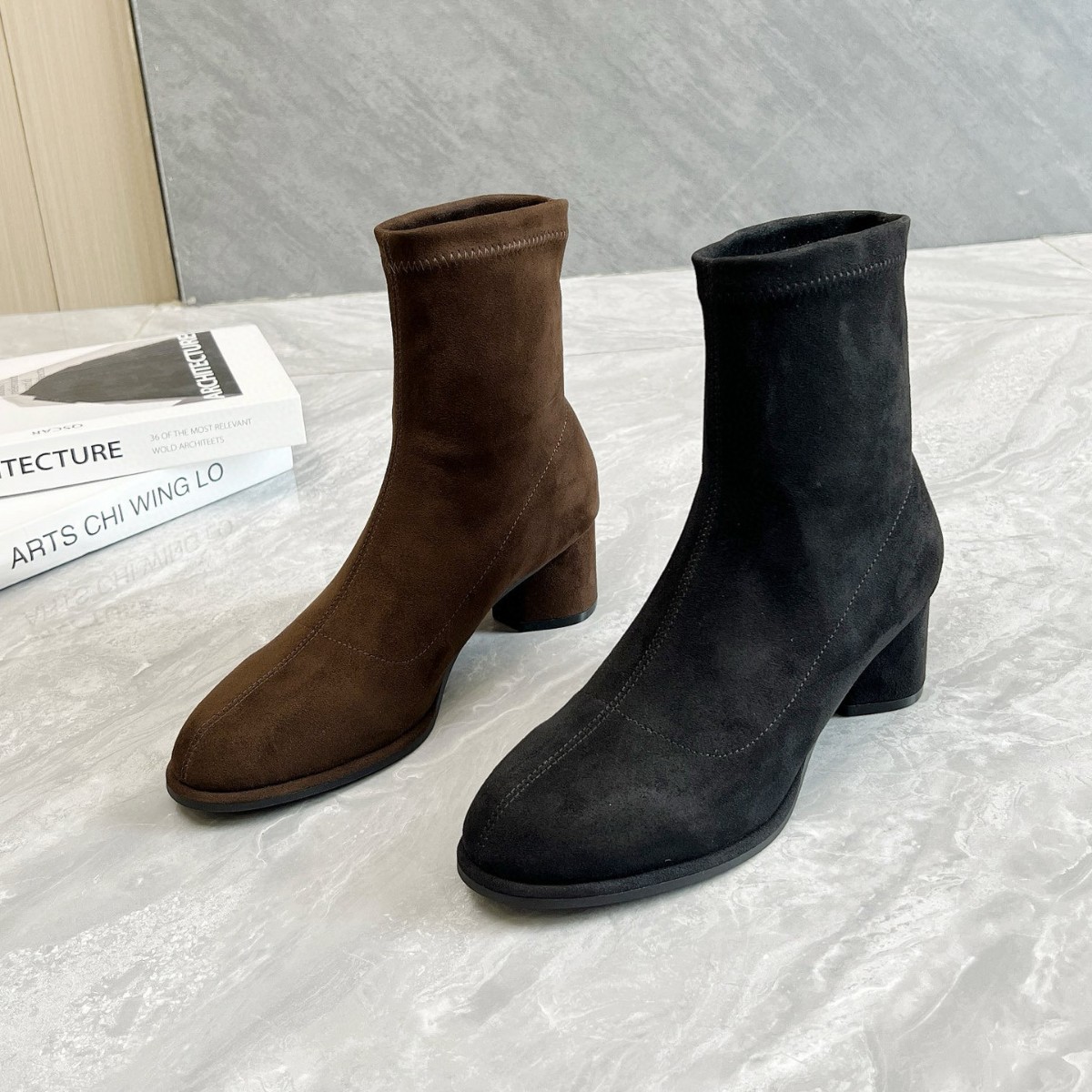 Boot cổ thấp nữ mũi nhọn gót thô cao 6 cm đế xuồng co giãn ôm chân — Màu nâu, Màu đen