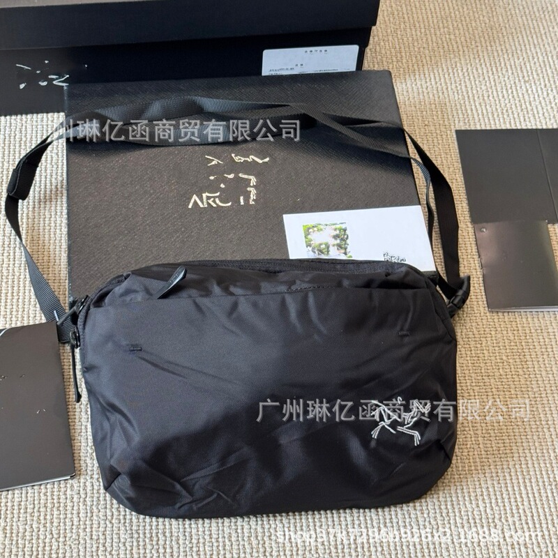 High Version New Model Heliad6L Outdoor Lightweight Travel Single Shoulder Crossbody Chicken Frame Bag Versatile Unisex Waist Bag