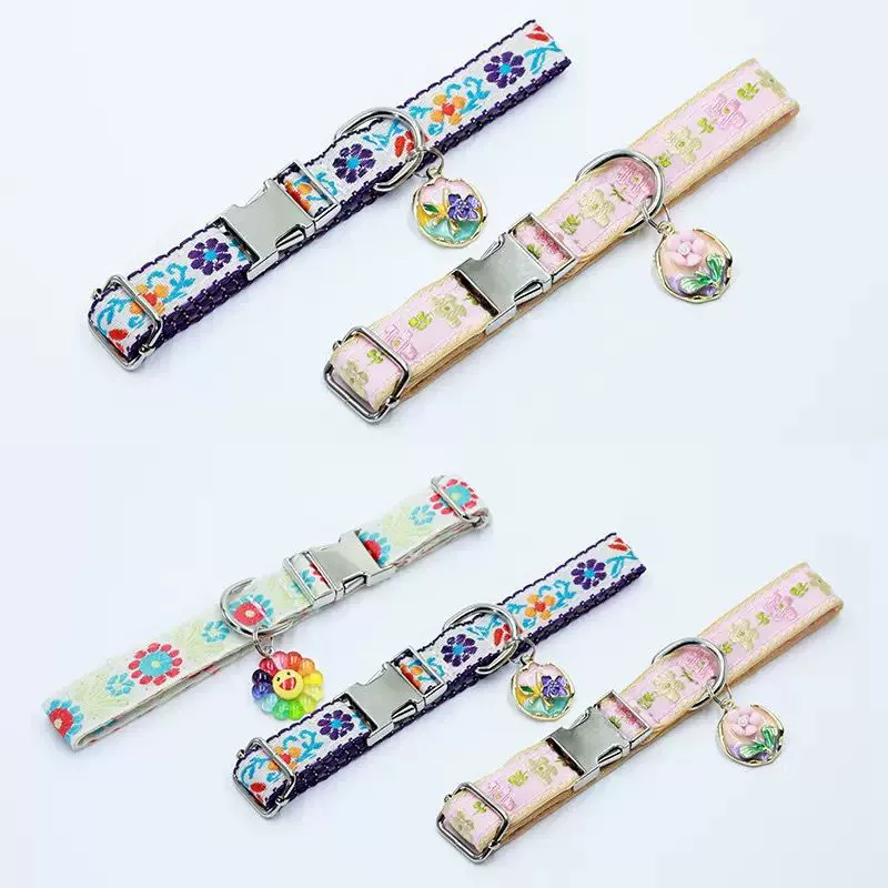 Ошейник для питомца в стиле ins с вышивкой, жаккардовый стерео цветочный кулон, чехол для шеи, совместимый с Apple, защитный чехол для трекера